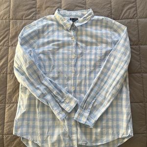 GAP PLAID DESIGN BUTTON UP